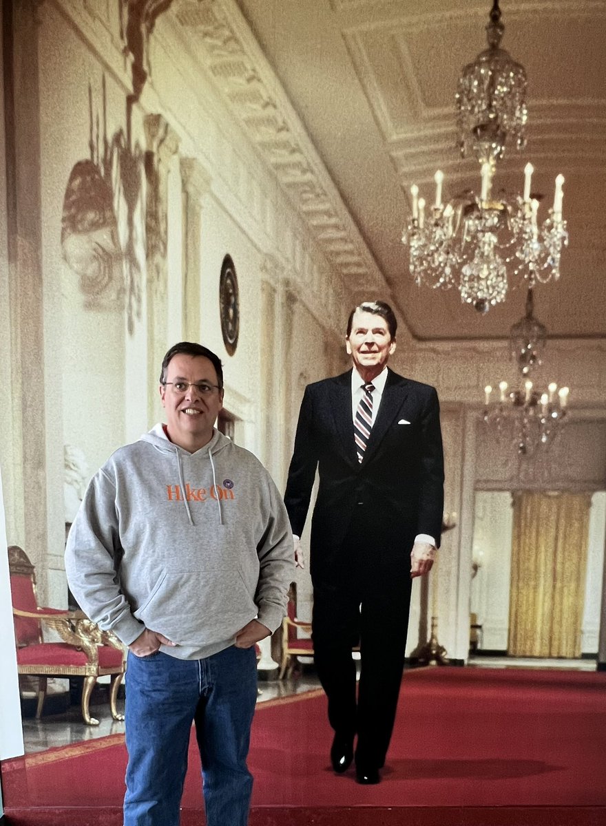 Aboard #AirForceOne #SAM27000 #PresidentReagan - #Bucklist ✔️ #PresidentialLibrary