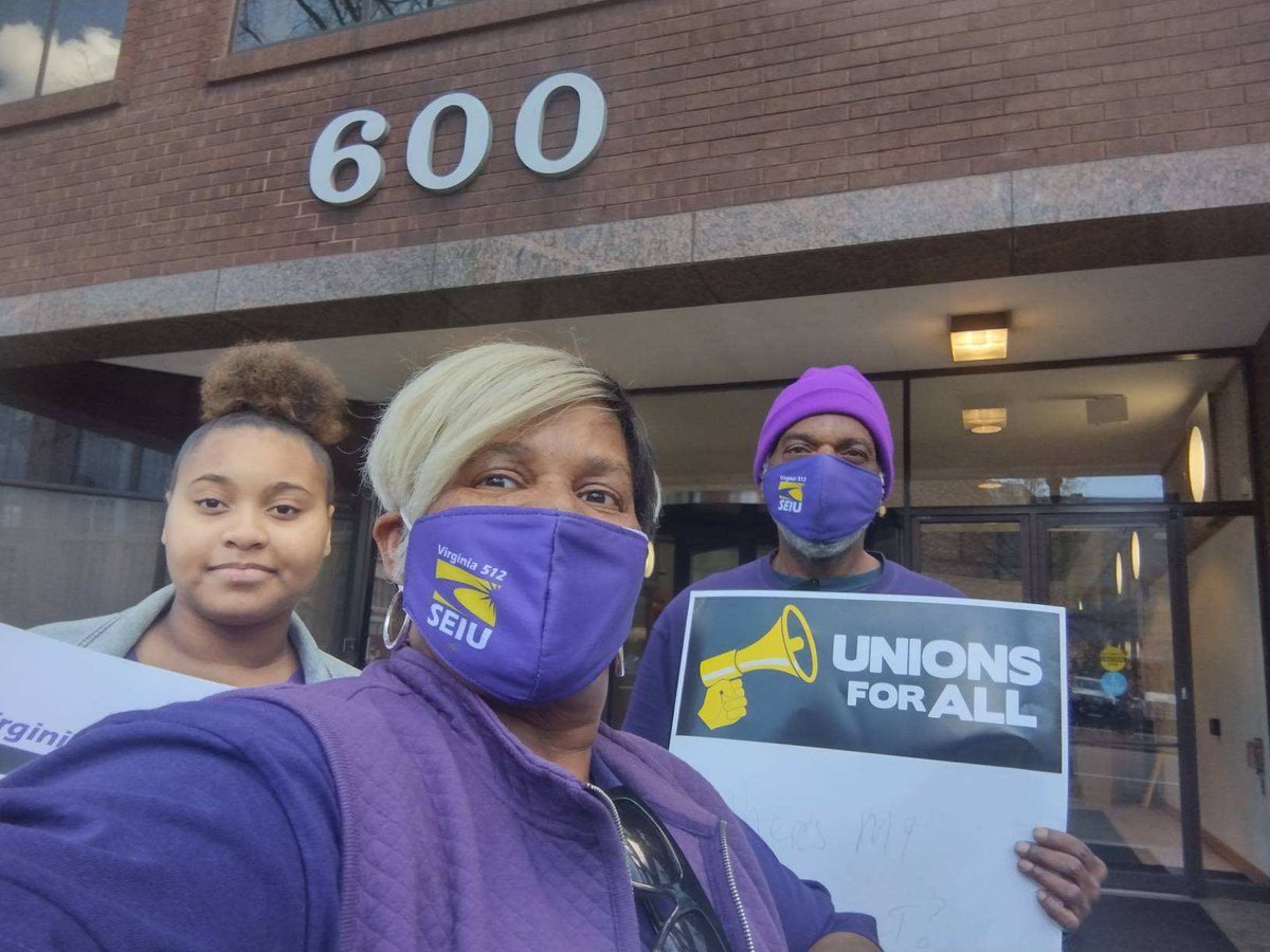 We thought it was worth standing in front of DMAS letting them know we’re against their attempt to discontinue Home Care Workers taking care of their children & spouses!  Go accountability/strategy team!

#newmedicaidrule #HoldThemAllAccountable #SEIUVA512 #caringforothers #DMAS