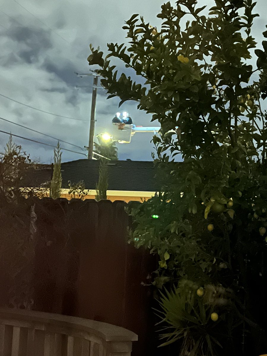 deannabot's tweet photo. @SantaClaraPower Taken at 10 pm… Thank you for all of the updates and for all of your hard work! Much appreciated! https://t.co/mqHoNrHYWO