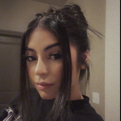 lyssnicol's tweet photo. #NewProfilePic https://t.co/e75aoOAqBW