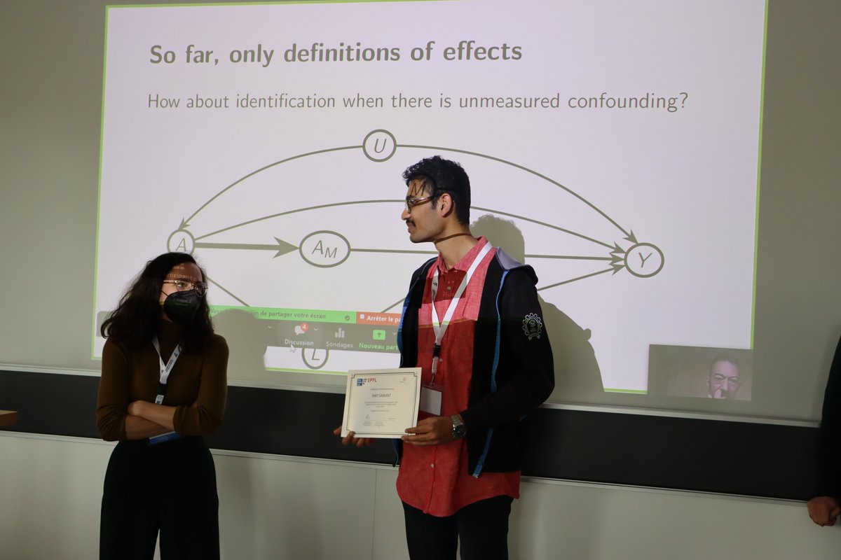 We ended the symposium with a highlight🎇awarding the best poster prizes 🏆🏆🏆 Congratulations! @SSPHplus #Causality #Symposium @EPFL_en
