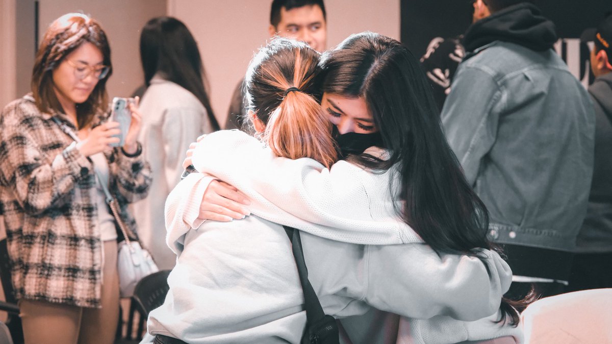 CraveChurch's tweet photo. We took a field trip to ADVERSITY
UNIVERSITY and we got SCHOOLED (in the best way possible)! 

We learned the best ways to walk through hard moments:

1️⃣ FIND HEALTHY HABITS
2️⃣ FIND FRIENDS WITH FAITH
3️⃣ FIND STRENGTH IN THE LORD

LINK IN BIO FOR ALL INFO! https://t.co/9dsoLqKi1t