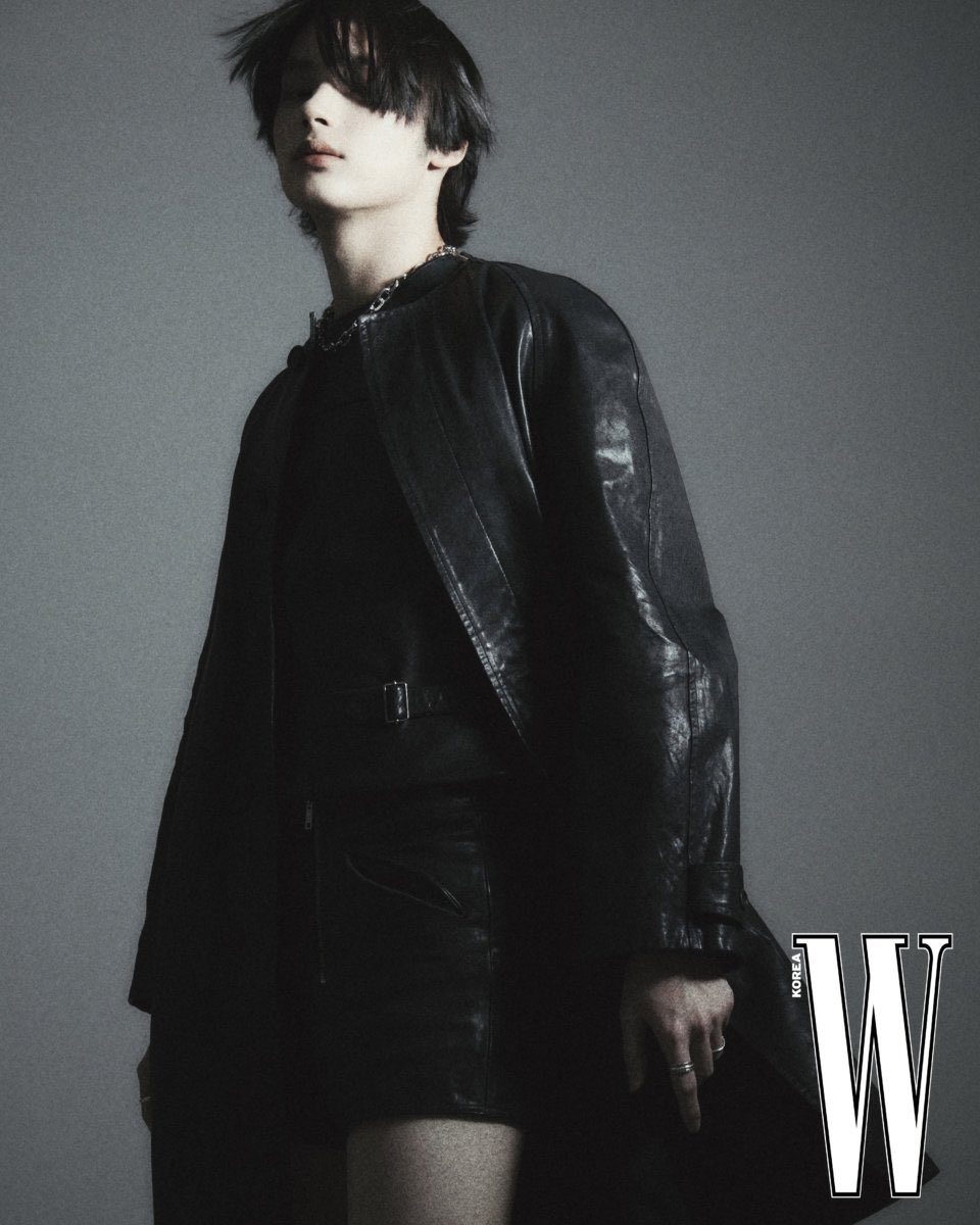 txt_sarangdan2's tweet photo. W KOREA 휴닝카이 화보 B컷 공개

https://t.co/wZUSSPHBnN https://t.co/fMqlotdF7U