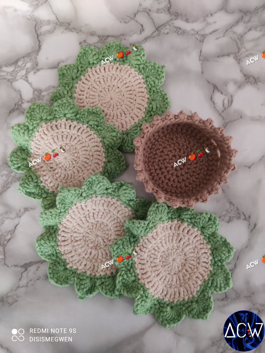 crochet plant coaster set with pot 🧶
🍎🍒🐧

#crochet #crochetph #crochetcoaster  #crochetplantcoaster #coaster #handmade #handmadegift #handmadewithlove #handmadeisbetter #acwcrochetncreations #smallbusiness #handmadecrochet #supporthandmade