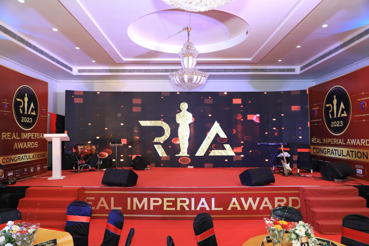 TamasApp's tweet photo. Real imperial awards 2023 
#realimperialawards #ria2023 #tia2023 #tamasiconicawards #snehaullal #business #makeupartist #business #entrepreneur #raazrajpootgangaura https://t.co/22PJZ4WPB0
