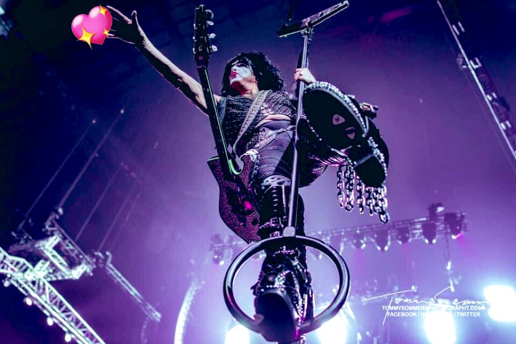 Csilla Farkas (@csillafarkas20) on Twitter photo 