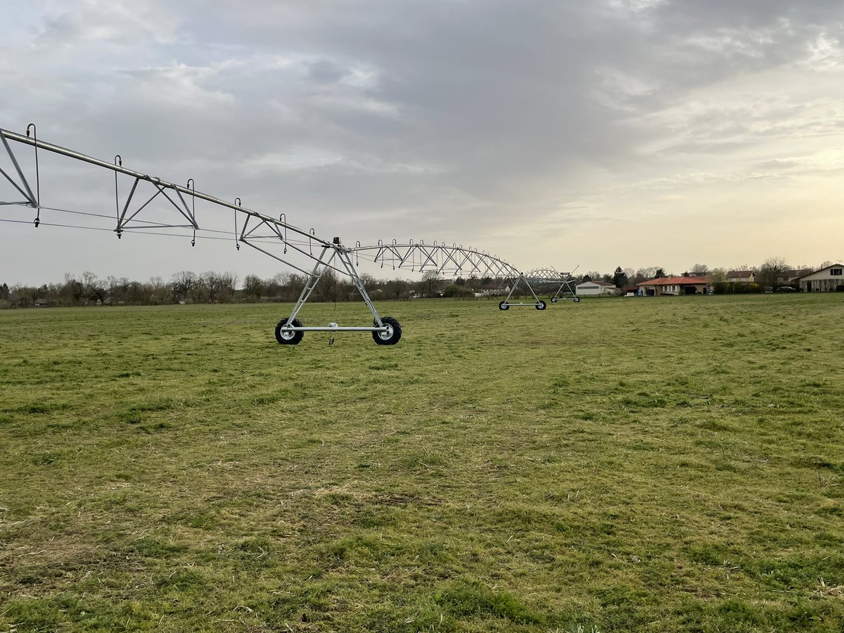 aestiv's tweet photo. 218m levés sans embûches. Le matériel est bien préparé à l’avance c’est le moins qu’on puisse dire, tout est en face ! Bravo #Otech #irrigation Il reste le câblage et les cardans de motrices https://t.co/cqwUWrczO3