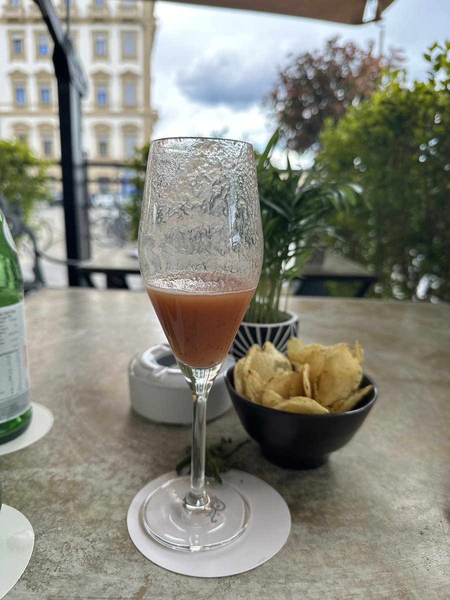 JimShawley's tweet photo. Mid day drink in Florence Italy https://t.co/tRZ77VvGmQ