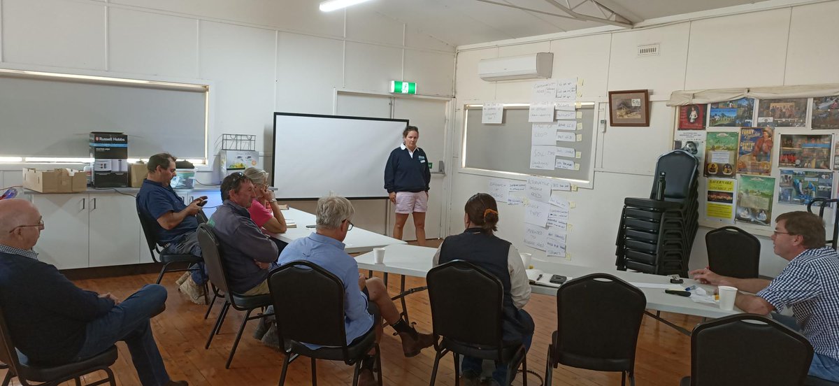 RiverinePlains's tweet image. That wraps up this week&apos;s stock containment workshops! Today we were in Rutherglen &amp;amp; Savernake working together to realise the importance of creating a #decisionmatrix around stock containment to make hard decisions easier during drought. Thanks to Cam Nicholson for faciliating.