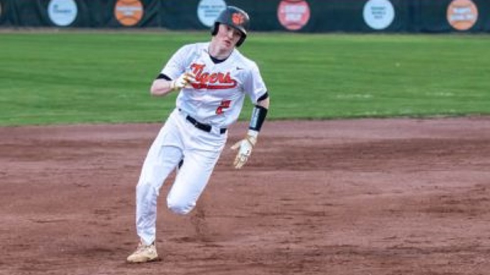 YourSportsEdge1's tweet photo. Lucas Kaetzel’s Clutch Hit Sends Tigers Past Rebels: https://t.co/IlBeQLMxoV https://t.co/0PQ8SNlShO