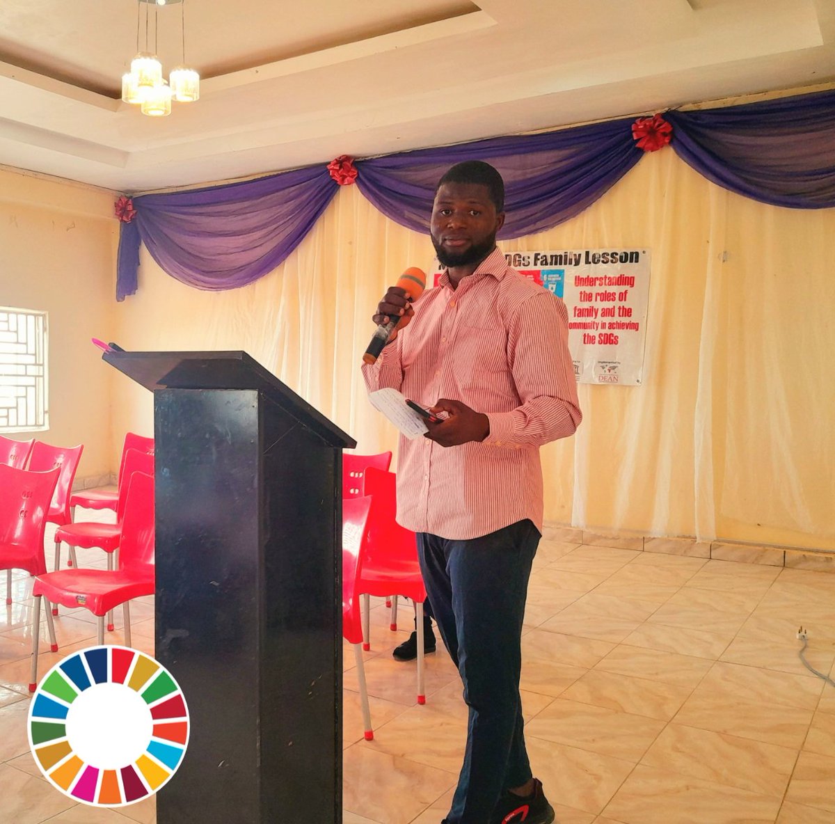 the_great_musa's tweet photo. #SDGsAdvocate of the @SDSNYouth ,@the_great_musa conducted a #SDGsAwarenessProgram, themed:"Understanding the roles of Youths in Achieving the @UN_SDG in Zamfara" at Alfurqan Science Academy in Gusau (Capital of the state)
#AchieveSDGsInZamfara
#RolesOfYouths
#OwnASchoolProject https://t.co/tuECIolsZB