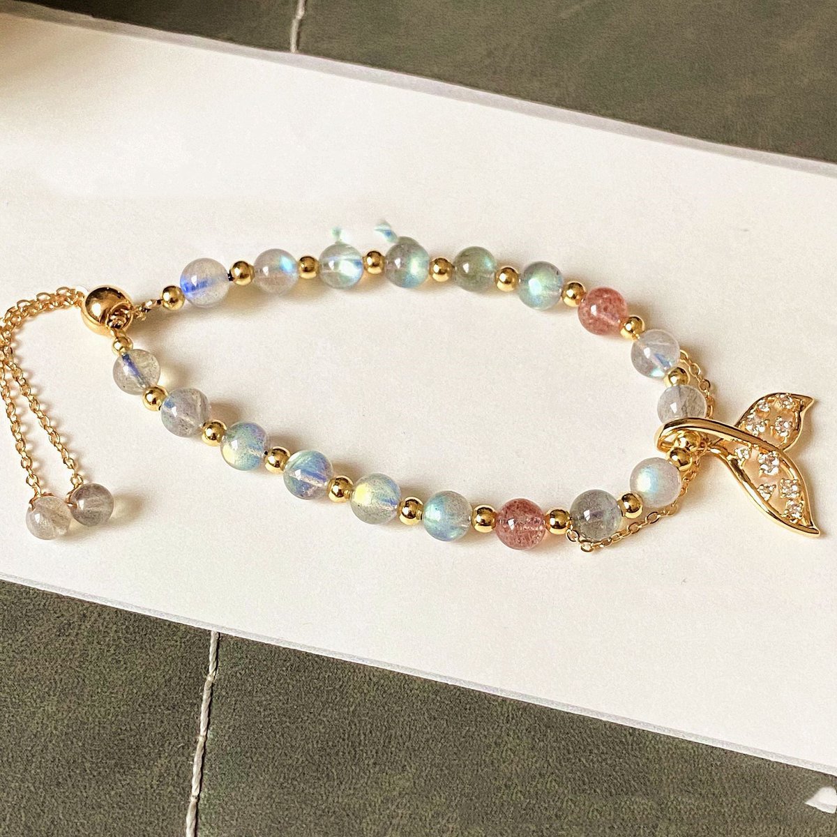 Experience the luxury of our bracelets.
shopuntilhappy.com/products/natur…

#jewelryjar #jewelrycreations #jewelryrestoration #braceletpattern #braceletforman #pearlbracelet #macramebracelet