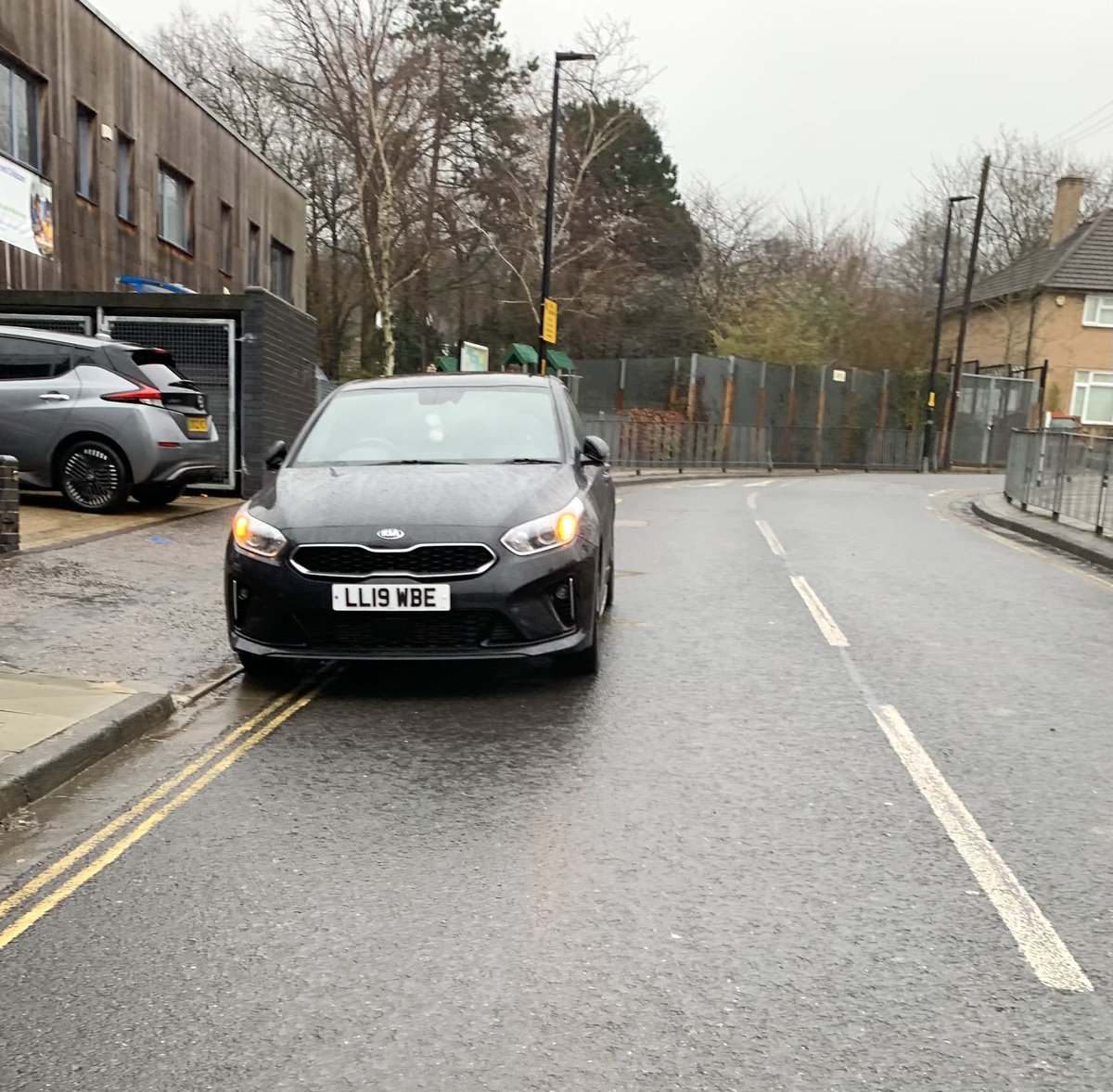 🔄Repeat Offender!

🔄This car is regularly parked on the zigzags or double yellow lines outside nursery.
The driver was very polite when it was explained she shouldn’t park there. 
🔄But still parked there the following week…

#SchoolStreet #StreetsForKids #Saferoads