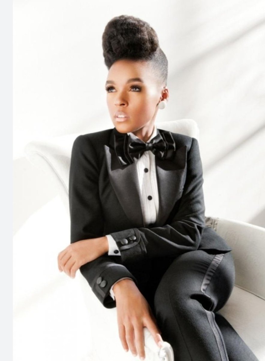 Cuando ya estás pensando en el finde, pero aún tienes que ir a currar.

Buenos días, freerockers ☕