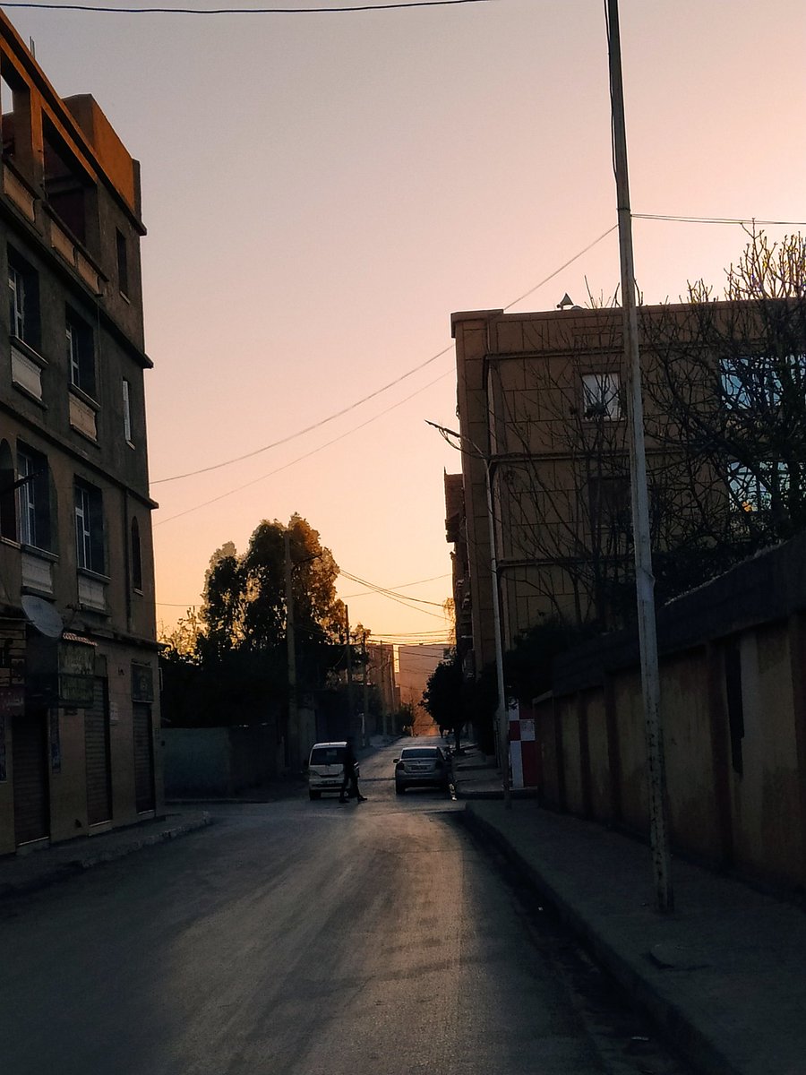 LeLotfi21's tweet photo. In my way home from masjid https://t.co/sGJaNxKTmn
