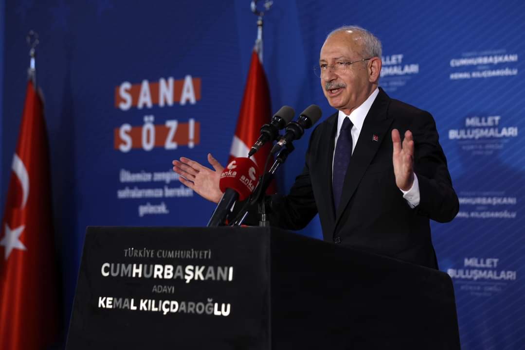 FezaAsan41's tweet photo. Bir oyum CHP'ye,

Bir oyum KILIÇDAROĞLU'na

diyenler haydi,

#SanaSöz takip edeceğim.

Sen de

#SanaSöz deyip takip eder misin? https://t.co/nfpmrsw8EA