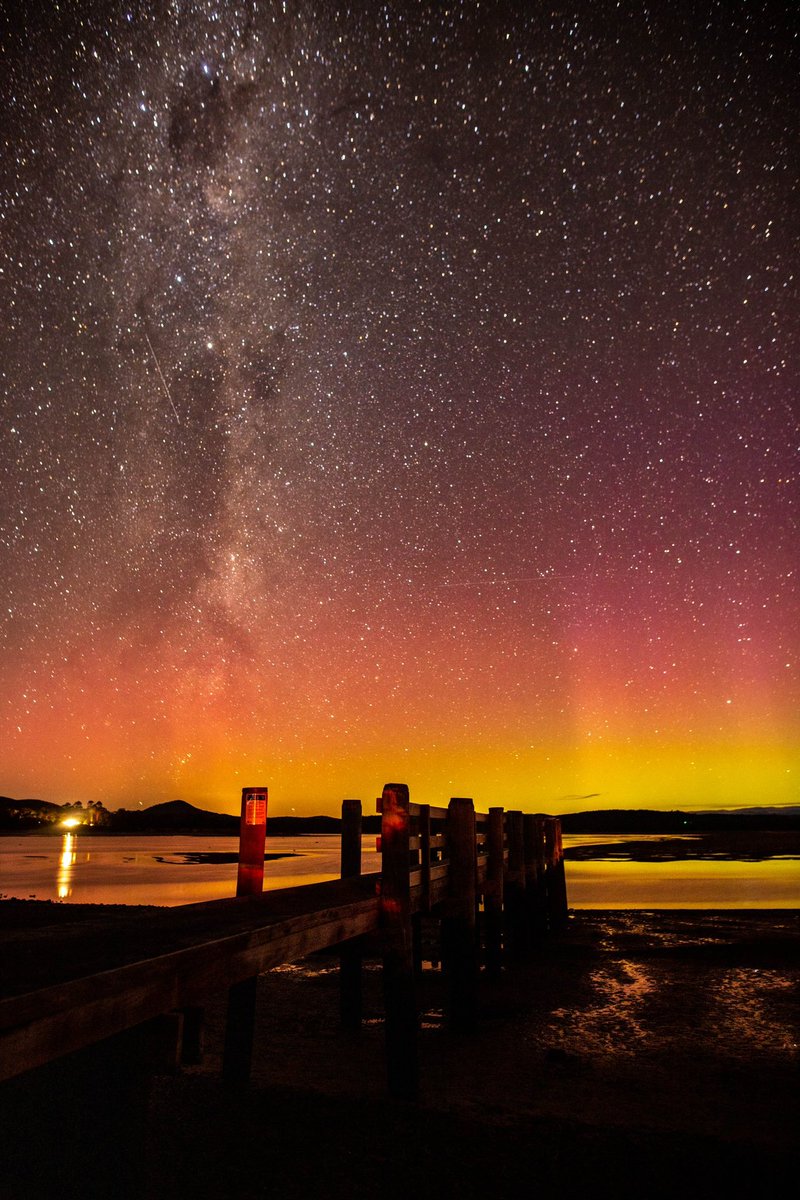 Been slack on the Twitters. But heres a shot from a recent trip that just wrapped up in Tasmania 

An absolute pleasure to capture the aurora down there. Super surreal event that I didn’t even realise happened in Australia 

#aurora #longexposure #lightroom