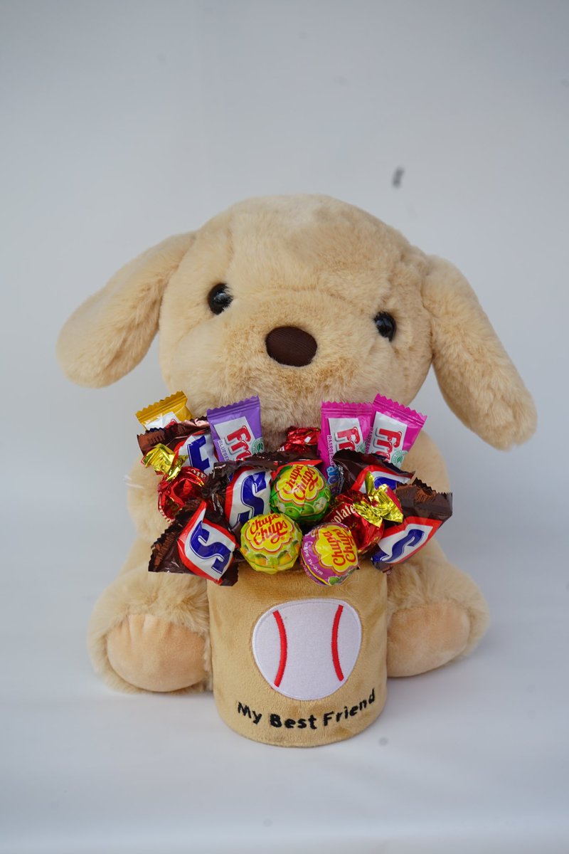 flowergiftkorea's tweet image. Hello, here's our Chocolate dog ready to share chocolates and ready to cuddle. 

Send this dog to your special one .😍😍😍

#stuffedtoys #cutegift #chocolate #chocolategift #flowergiftkorea #chocolatequokka #gift #korea #flowershop #kpop #celebritygift #indonesia #malaysia