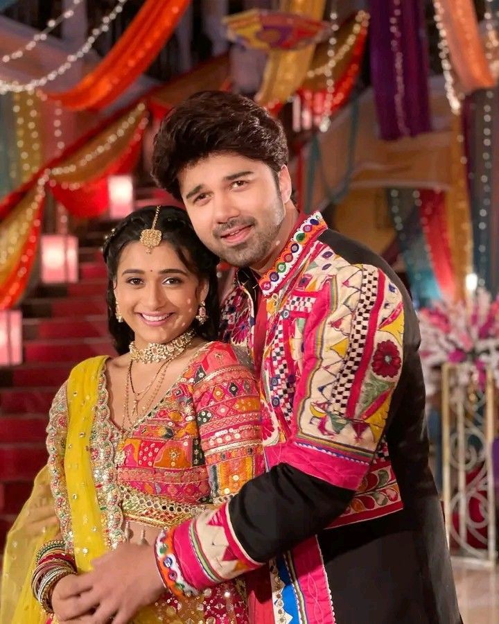 hinditelebuzz's tweet photo. #SuperExclusive

#ColorsTv 's MOST POPULAR SHOW #SasuralSimarKa2 To Go OFF-AIR. The Reason Behind This Decision Is That The Makers #RashmiSharmaTelefilms Don't Want To Drag The Story . The Last Episode Will TELECAST on 7th April 2023

@PPtvOfficial EXCLUSIVE #Sirav https://t.co/m0OppLVvki