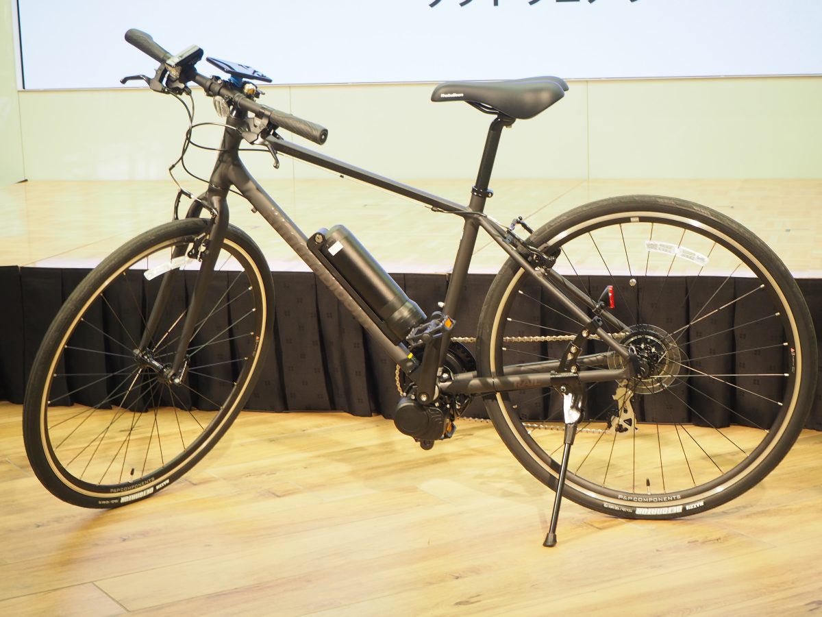 昨日発表した、画期的な電動アシスト&コネクテッド化システム”SmaChari”を世界で初めて搭載したバイク「RAIL ACTIVE-e」について、バイシクルクラブさんに記事にして頂きました✨
アプリで出来る地図の表示や走行データの記録、自動制御などなど機能を詳しくご紹介頂いています。
ぜひご一読ください🤗