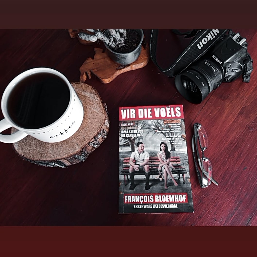 Currently reading...
So I busy reading Vir die Voëls by Francois Bloemhof.
So this book is based on a true romance that took place in the 70s in South Africa. 
#Reading #book #readingcommunity #bookcommunity