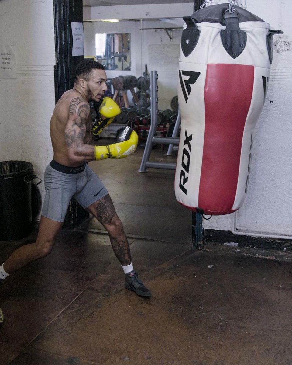 RDXSports's tweet photo. I Ain’t Nothing To Be Played With😤🦍 April 22nd Soon Come🏟️ #ANDTHENEW🎖️

@zelfaflash ⚡️
.
.
.
.
.
.
#RDXSports #TeamRDX #boxingnews #boxingupdates #latestnews #Zelfabarrett #Zelfaflash #boxingglove #boxing #striking #gloves #punchingbag #boxingfans #viral #boxinghype #boxing https://t.co/kbGamE0zDG