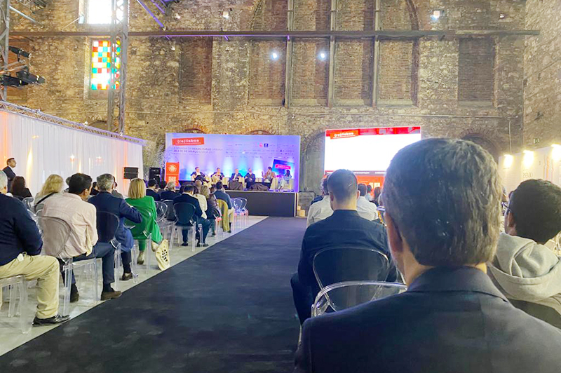 aluplastiberica's tweet photo. X Semana da Reabilitação Urbana de Lisboa 2023 celebra 10 anos! O evento contará este ano com mais de 60 entidades e parceiros durante 3 dias de debate e partilha, com 2 palcos, mais de 20 sessões de debate e 120 oradores.
#aluplast #janelasaluplast #reabilitação #construção https://t.co/fxSHeve1hy