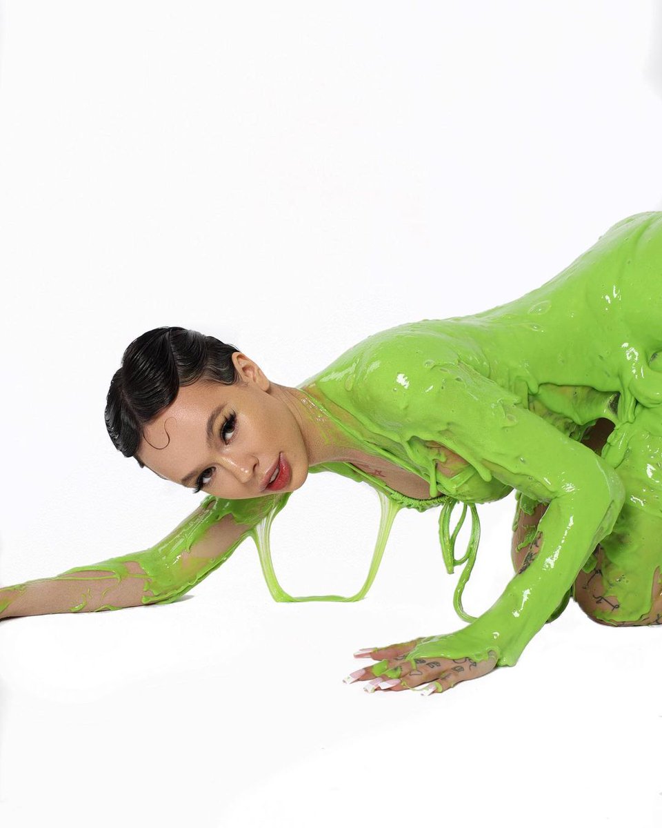 йобэнэ tweet media