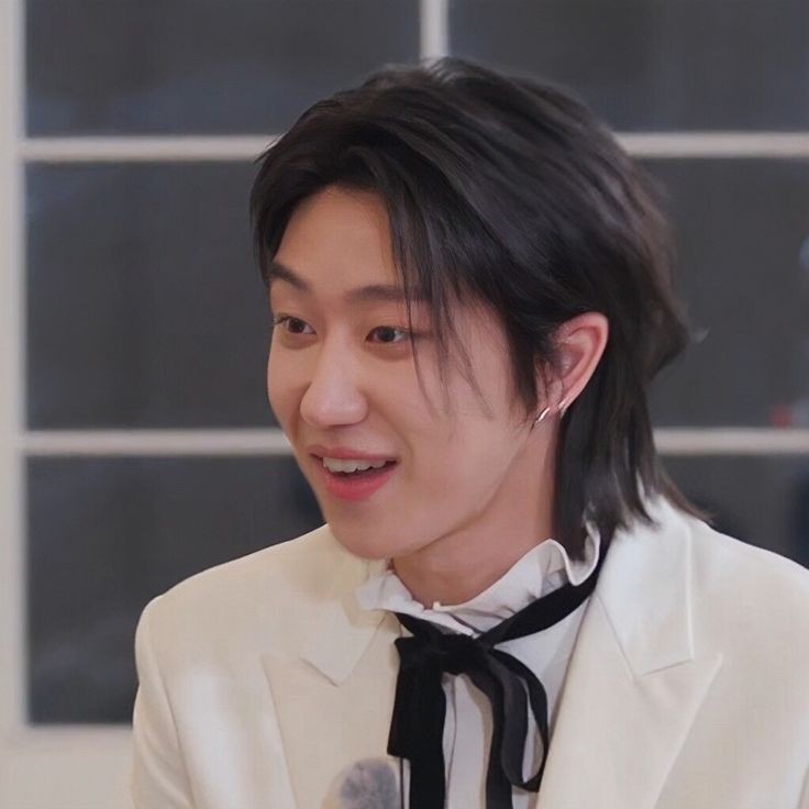 These pictures screaming ✨VISUAL✨