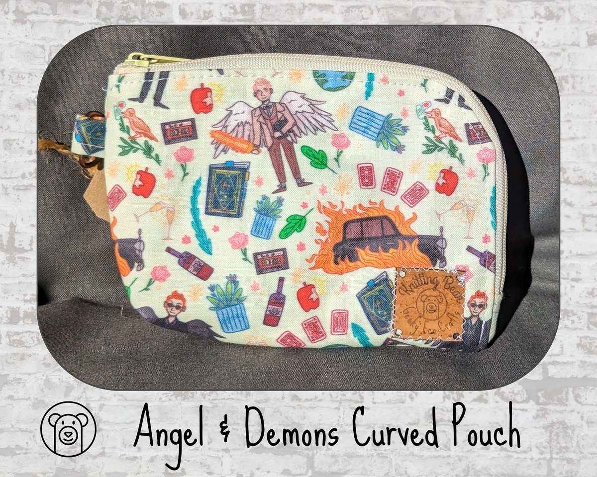 bear_knitting's tweet photo. More pouches! 

We've got #Outander, #GoodOmens and #Otters for the #Sherlock fans. 

All now available in my #etsyshop 

#JeSuisPrest #aziraphale #Crowley #Sherlotter https://t.co/NI2HrQljCR