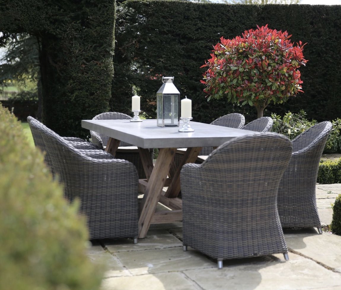 JAHomeandGarden's tweet image. Is your garden ready for the Easter weekend?

We've got everything crossed for next weeks bank holiday weekend to be filled with sunshine ☀️

#easterprep #joalexanderhomeandgarden