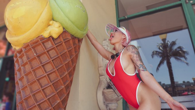 Choose your flavor 🍦#MiamiBeach #SpringBreak2023 #vintagestyle #80sstyle #swimwear #sporty #Paradise<a href="/tag/miamibeach"class="tags">#MiamiBeach</a><a href="/tag/springbreak2023"class="tags">#SpringBreak2023</a><a href="/tag/swimwear"class="tags"><span>#swimwear</span></a><a href="/tag/paradise"class="tags"><span>#paradise</span></a><a href="/tag/sporty"class="tags"><span>#sporty</span></a><a href="/tag/vintagestyle"class="tags"><span>#vintagestyle</span></a><a href="/tag/80"class="tags"><span>#80</span></a>