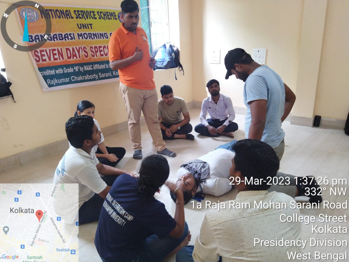 NssMorning's tweet photo. SEVEN DAYS SPECIAL CAMP*
29/03/2023(DAY 6)
Bangabasi morning college NSS unit organised a life saving training session on CPR. @_NSSIndia @ConnectingNss @rdnss_kolkata @YASMinistry @PIBKolkata @PIB_India @pankajsinghips @ https://t.co/fb1MXbIhAb