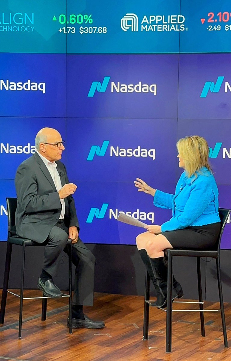 CleanVisionCorp's tweet photo. Another glimpse at the Clean Vision Corp $CLNV CEO, Daniel Bates at the #Nasdaq LIVE with @MarketJane discussing the global impact we are making with our #PCNnetwork & @cleanseasinc as we prepare for many exciting updates in the coming days. #SavethePlanet #CleanSeasMovement https://t.co/vU5l9d2vOn