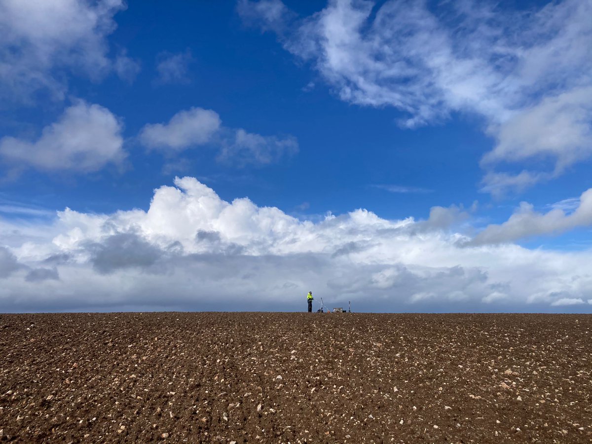 dia5_geophysics's tweet image. The DIG project team continue installing magnetotelluric stations in the Munster Basin, Co. Cork.
Click dig-geothermal.ie for more info
#deepgeothermal #energytransition #DIASdiscovers
@GeolSurvIE @SEAI_ie @DIAS_Dublin @UCC_Ireland @iCRAGcentre