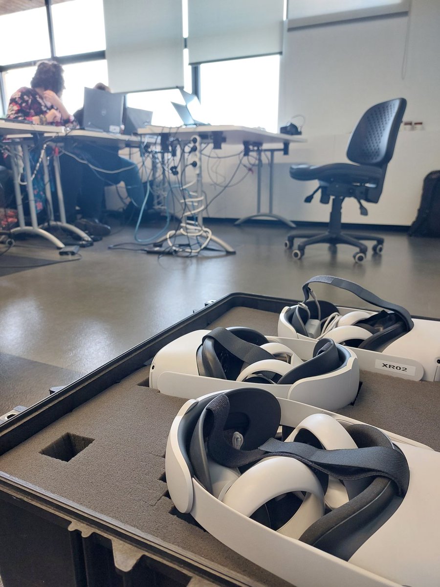 𝗫𝗥 𝗔𝗰𝗮𝗱𝗲𝗺𝘆 |🔙 Retour sur l'atelier #ReadyPlayerMe qui était proposé par #XRintelligence le 16 mars dernier à Technocité, en partenariat avec <a href="/Agoriafr/">Agoriafr</a> - dans le cadre du cycle "Mes premiers pas dans le web 3.0".

Inscrivez-vous aux prochains : bit.ly/XR-Academy-wor…