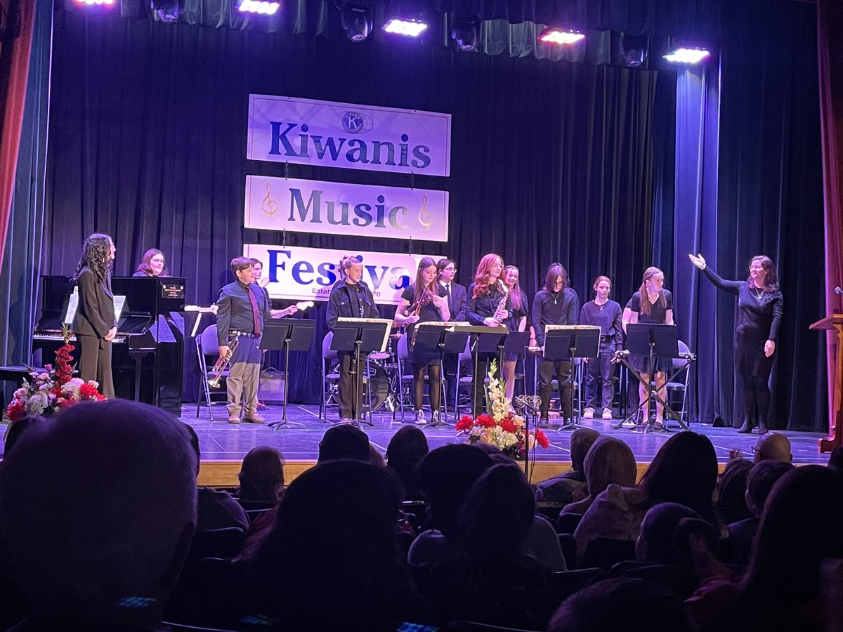 Amalgamated_NL's tweet photo. Performances from last evening Kiwanis. 😍 Here is our Jaguar Jazz group. 👏🏻👏🏻👏🏻@Town_BayRoberts https://t.co/feiQmnVCpc