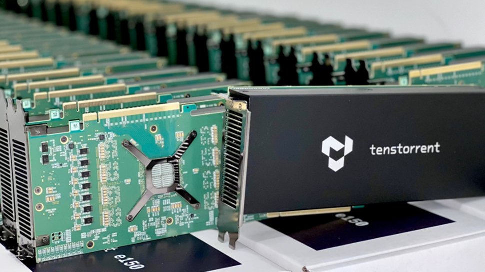 tomshardware's tweet photo. Tenstorrent Shares Roadmap of Ultra-High-Performance RISC-V CPUs and AI Accelerators https://t.co/QB4IdWxGBB https://t.co/8cYLgufbL2
