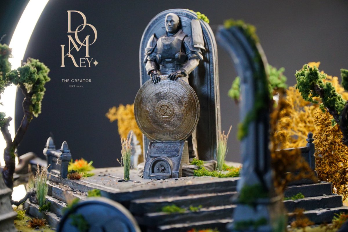 DominicDomkey's tweet photo. What my normal Build process looks like . Besides the couple 3D prints 90 percent of the builds are polystyrene and some craft products β€οΈβπ» #destiny #Destiny2Art #destiny2 #bungie #art #paint #3dprint #artdeck #crafting #create #gameart https://t.co/9U4u0DrJSL