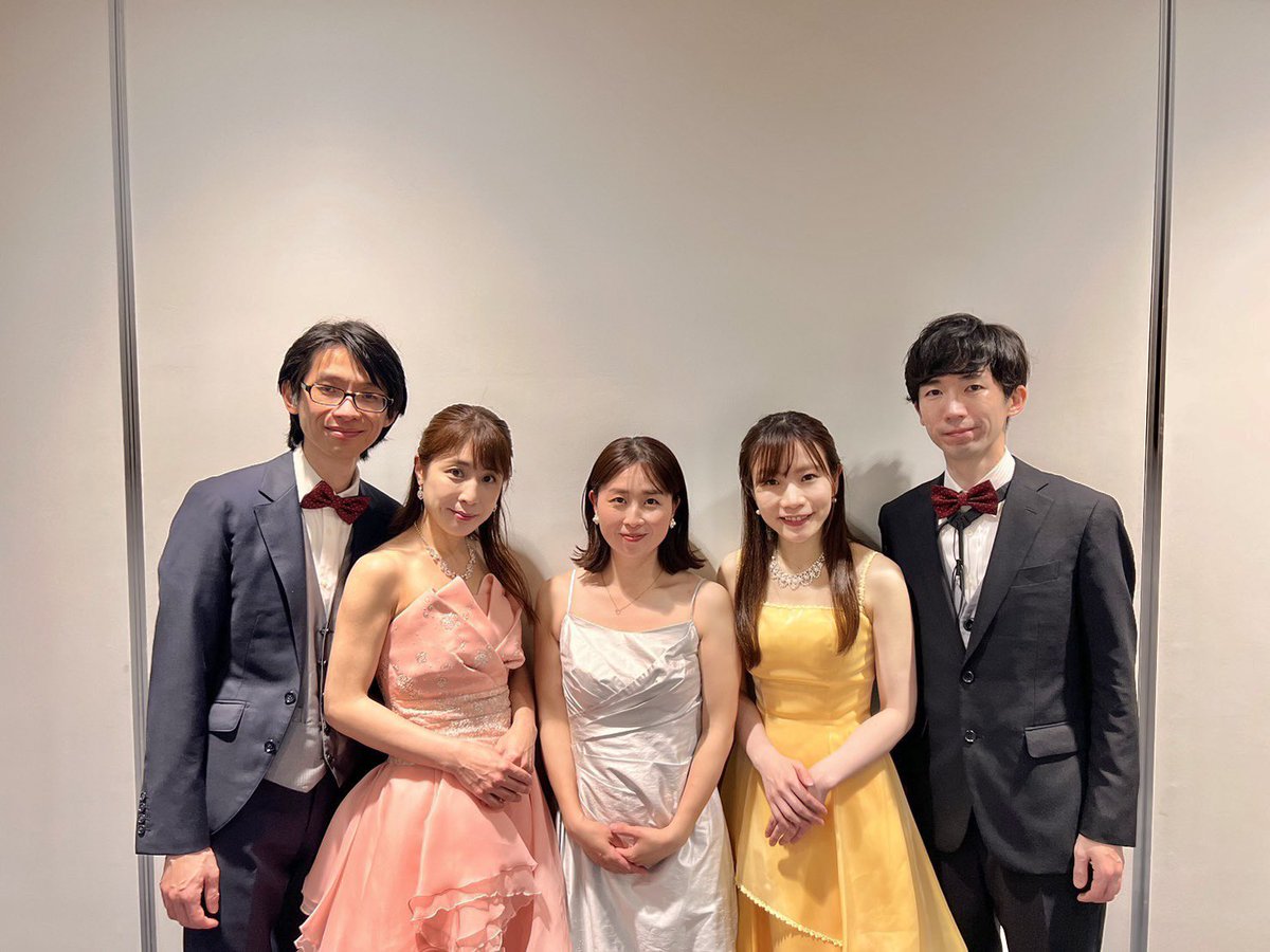 amiclpf's tweet image. 週一くらいで投稿しようと思ってたら１ヶ月も経っててびっくり😂
24日のコンサート、無事終演しました！たくさんの方にお越しいただき感謝の気持ちでいっぱい😭本当にありがとうございます🌸
委嘱作品『Fairy Tales』ピアリの大切なレパートリーとなりました🧚
アンコールは作曲家鶴薗さんも一緒に✨