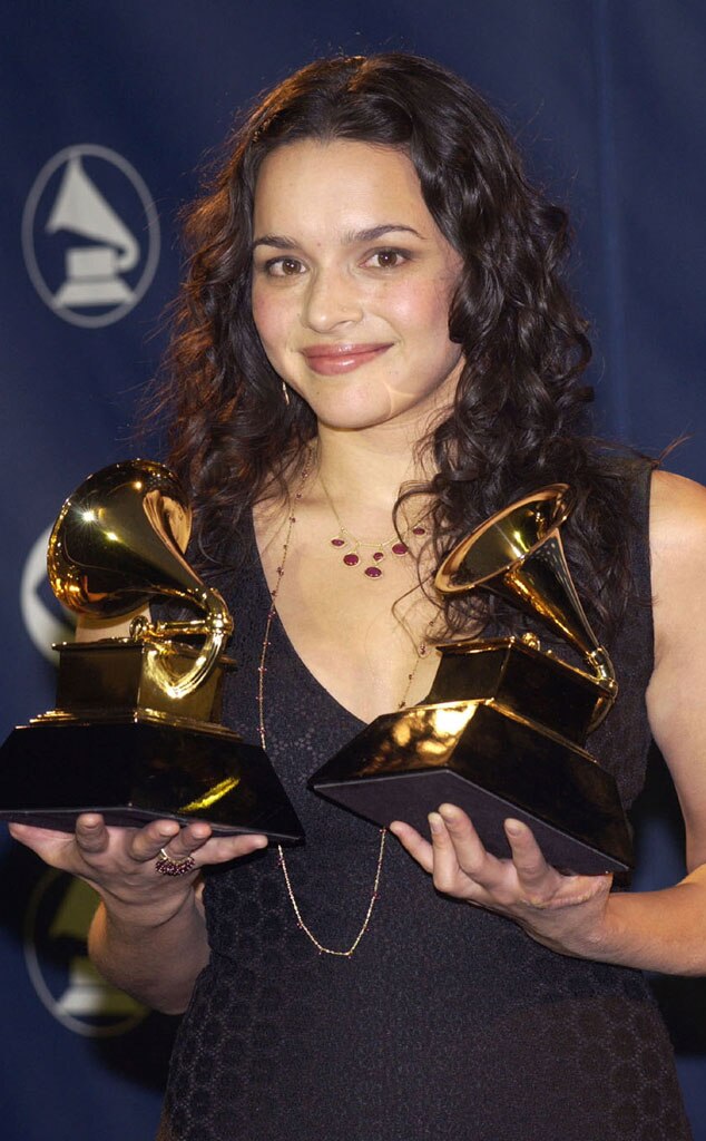 HAPPY 44TH BIRTHDAY NORAH JONES 