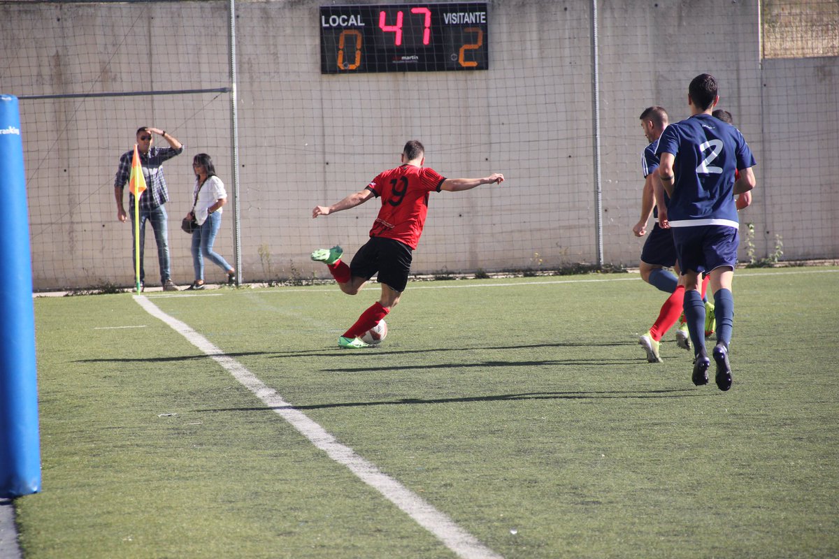 CIbarbaso's tweet photo. Este finde, después de perderse el encuentro ante el Huarte por acumulación de tarjetas, vuelven nuestros a escena nuestros dos máximos goleadores🙌🏾 

⚽️CARIZ 9️⃣🎯
⚽️SKAR 7️⃣🎯 https://t.co/LQDuTW3GfP
