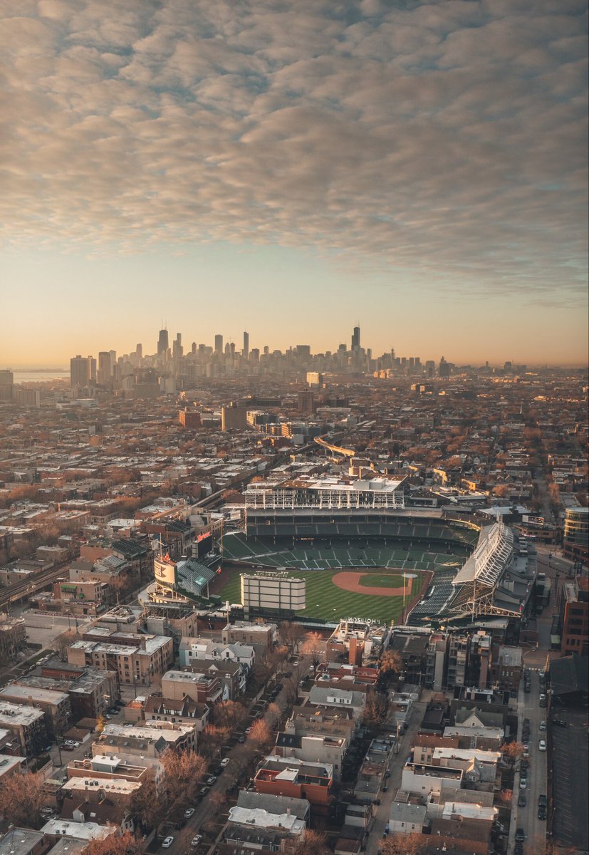 moralesupplyco's tweet photo. GOOOOOOOD MORNING CHICAGO! https://t.co/1C5KerbUXl