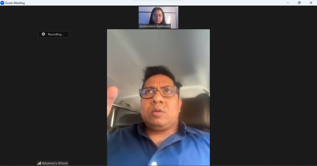 Anshu_moni's tweet photo. Today I'm honoured to share that I got a chance to interview the Editor in Chief of @pratidintime @NitumoniSaikia0 sir, for my research paper.
His dedication and passion for his profession is commendable. A true inspiration for me. 

#internviews
#ResearchPapers 
#Journalism https://t.co/IbtoLl2pM0