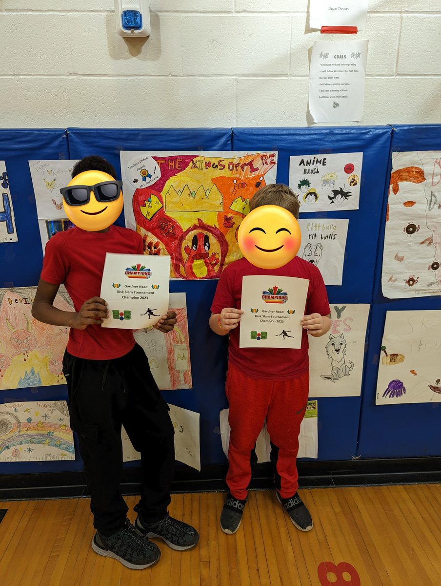 coach_kirk1's tweet photo. Some of our posters and champions from our Disk Slam Tournament!
#learningatGR https://t.co/wxUvTAn9sF