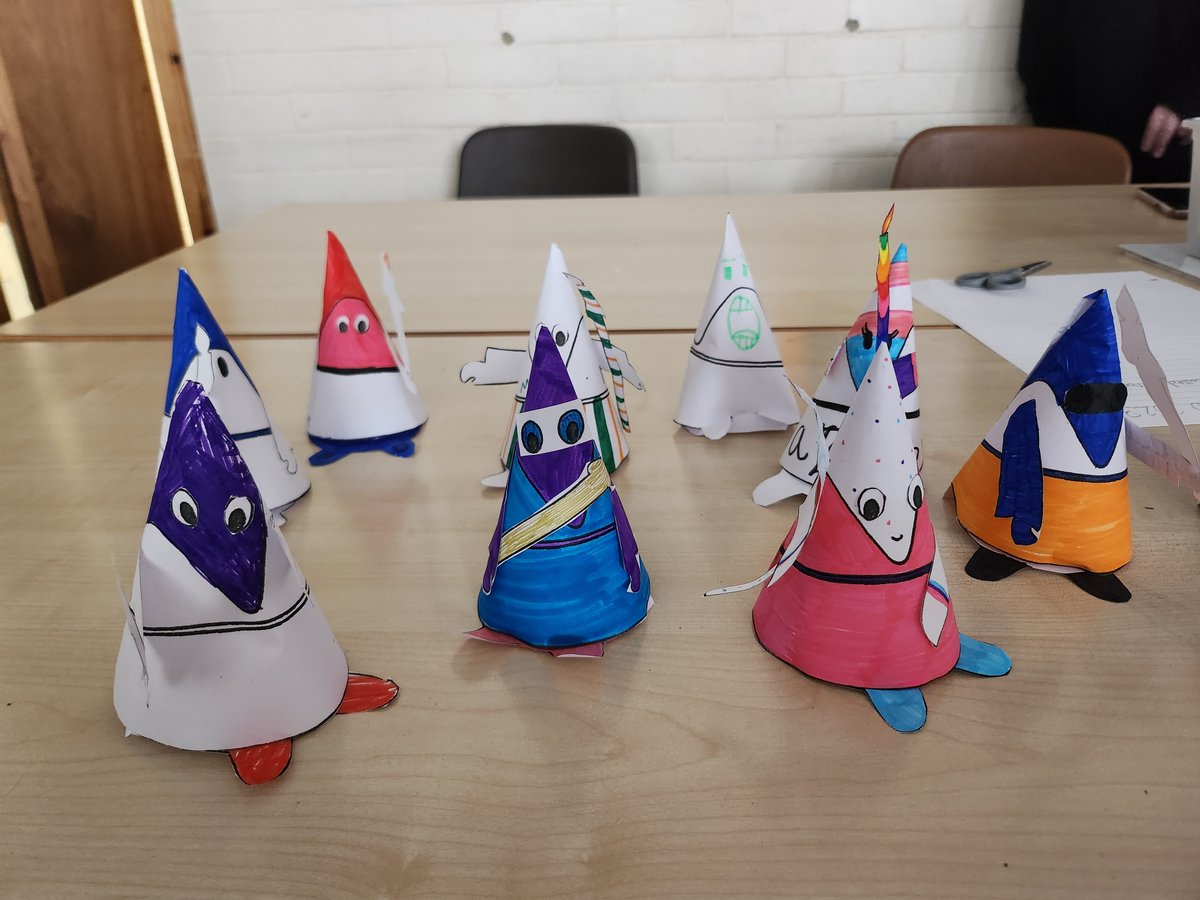 ICHS Modern Languages tweet media