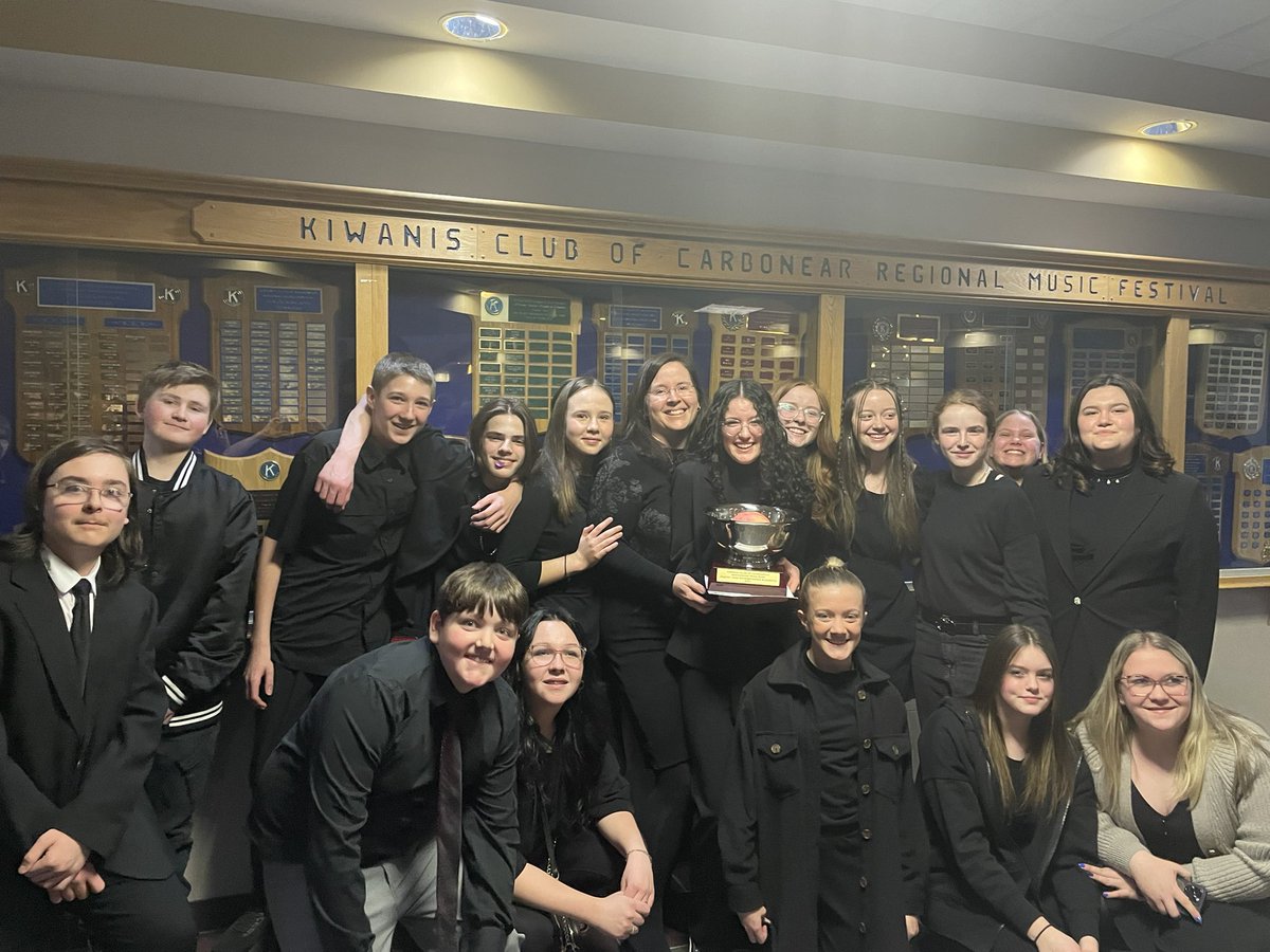 Amalgamated_NL's tweet photo. More awards- Trad Ensemble 
The Emma Noel instrumental award
&amp; Eric Chubb’s Memorial Award
&amp; Instrumental rose bowl runner up: Jaguar Jazz Instrumental Rose Bowl winners. @Town_BayRoberts https://t.co/luDDg2Iznb