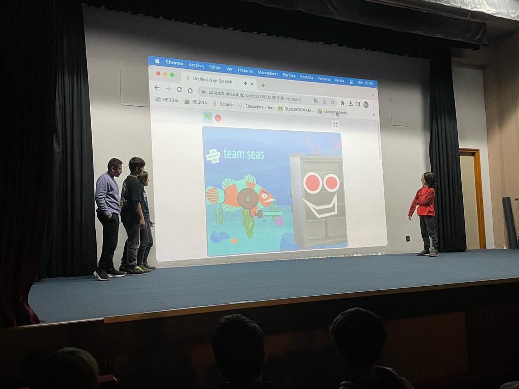 escreginahorta's tweet photo. Els alumnes de sisè han presentat en la pantalla del nostre teatre les seves creacions a l’assignatura de Narrativa Audiovisual i Programació. Moltes felicitats a tots i a totes per la gran qualitat i esforç. #elreginacreixambtu #ProgramaCreix #SomiaRegina https://t.co/nRHk1enlLj https://t.co/GQ12bau9bm