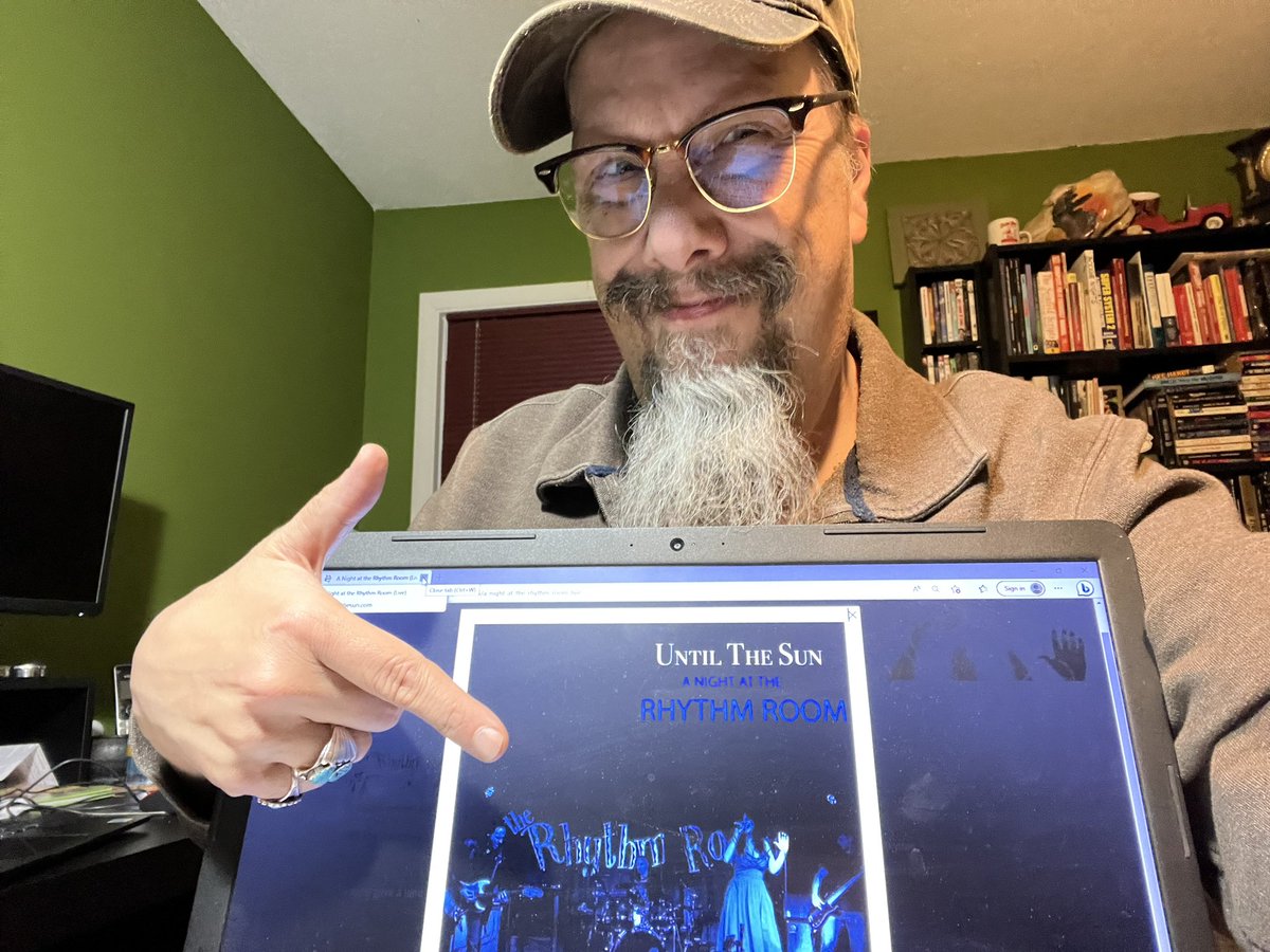 phillycheeze's tweet photo. Tune in this weekend to https://t.co/RX0P6nhLSu for PhillyCheeze review # 603 featuring Until The Sun - A Night in the Rhythm Room ππΆπΈπ
#musicblog #untilthesun #rhythmroom #musicreview https://t.co/V5pnEb5LPR