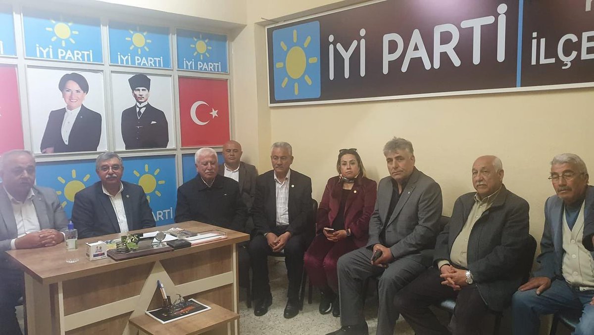 CulhaMetanet's tweet photo. Pozantı ve Karaisalı İlçe Başkanlıklarımızı ziyaret ederek, önümüzdeki Cumhurbaşkanlığı ve Genel seçim hakkındaki görüşlerimizi paylaştık.
İlçe Başkanlarımız; Mustafa Arıkan ve Mehmet Koca ile değerli Yöneticilerimize destekleri için teşekkür eder, çalışmalarında başarılar dilerim.
#İYİParti
#MeralAkşener 
#MayıslarBizimdir
#BirlikteKazanacağız